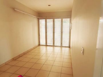 Rumah Rapih Siap Huni Cluster Vernonia @ Summarecon Bekasi Cash/Kpr