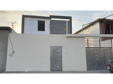 CASA AMPLIA A ESTRENAR EN LAS ORQUDEAS, MANTA