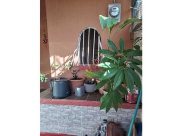 Sea Confiable Alquila con opción a Compra hermosa Casa en San Antonio
