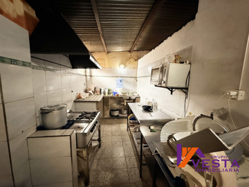 BARRIO LA LOMA -CASA -VENTA-ZONA OESTE-SALTA