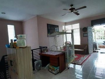 Rumah hook luas Komplek Puri Permata Antapani Bandung Kota