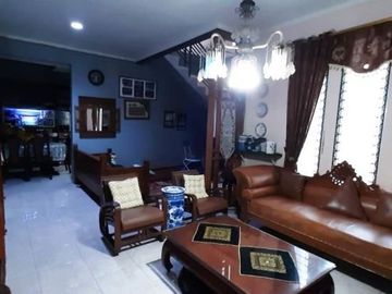 Rumah hook luas Komplek Puri Permata Antapani Bandung Kota