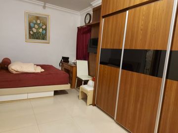 DIJUAL APARTEMEN 4BR FURNIS GALERI CIUMBULEUIT 1 DEKAT UNPAR