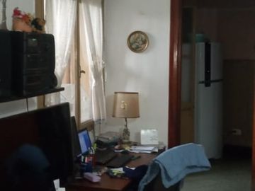Venta PH/Tipo casa. Balcón y Terraza