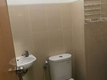 Apt. BaleHinggil Hadap selatan fully furnish