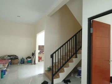 RUMAH BARU! REGENCY MELATI MAS BARU BANGUN TOTAL JUAL MURAH