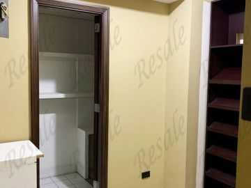 2BR UNIT for SALE at Manansala Tower