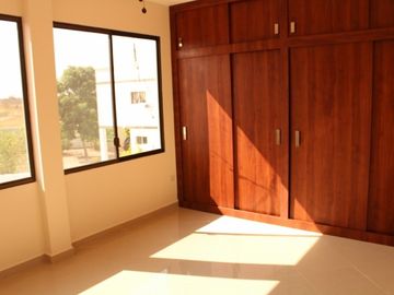 Ayangue Custom Home on 1/4 Acre: Se Vende Casa Cerca del Mar en Ayangue