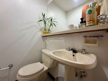 casa en arriendo en loma de las brujas. Cod A776949