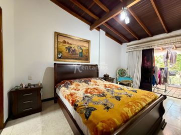 casa en arriendo en loma de las brujas. Cod A776949