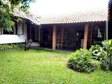 RUMAH TENGGILIS UTARA 50 M RAYA JEMURSARI COCOK UTK USAHA