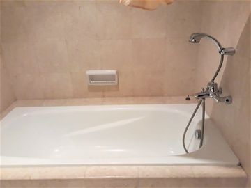 Dijual Apartemen Sudirman Mansion - Type 3 Bedroom Kondisi Siap Huni By Sava Properti APT-A3825