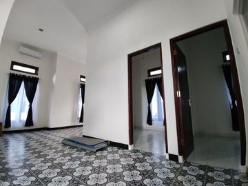 SIAP HUNI RUMAH CANTIK VIEW SAWAH DAN MERAPI DI PRAMBANAN