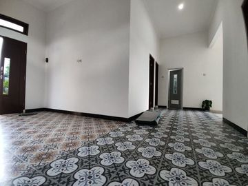 SIAP HUNI RUMAH CANTIK VIEW SAWAH DAN MERAPI DI PRAMBANAN
