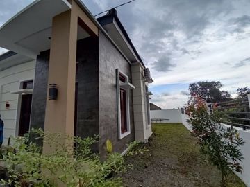 SIAP HUNI RUMAH CANTIK VIEW SAWAH DAN MERAPI DI PRAMBANAN