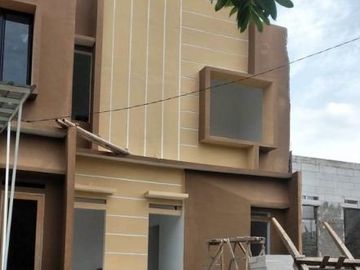 Jual Rumah Dua Lantai Bogor Lokasi Stategis Bonus Kanopi