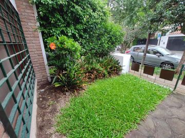 Roque Saenz Peña 1184 - En la mejor zona de Olivos