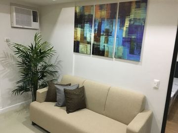 Furnished 1 BR Residential Condominium unit for Rent in Solinea tower 1 near Ayala, Cebu City