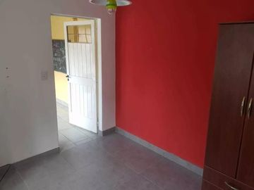 CASA AMERICANA DE 4 AMBIENTES EN VENTA - MORON - EL PALOMAR