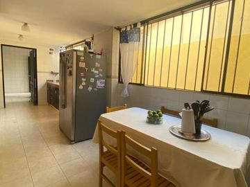 casa en venta en villa santos. Cod V131