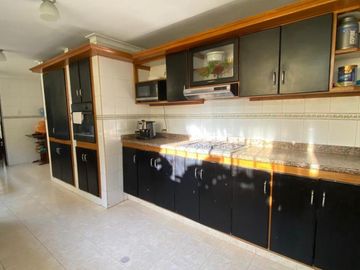 casa en venta en villa santos. Cod V131