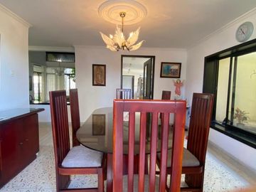 casa en venta en villa santos. Cod V131