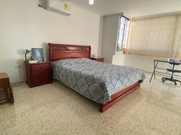 casa en venta en villa santos. Cod V131