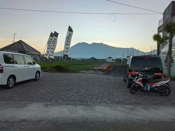 Promo Rumah 2 Lantai Dekat Kampus Unmer La Vella