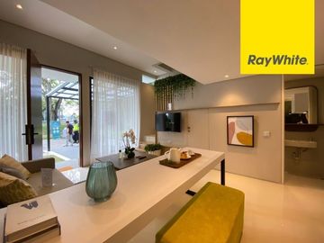 Dijual Rumah 1 M-an Full Furnish di Citraland, Surabaya