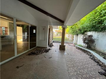 CASA DE CAMPO / HACIENDA VALLE SANTA CATALINA / 1156m2 / ESQUINA / YG