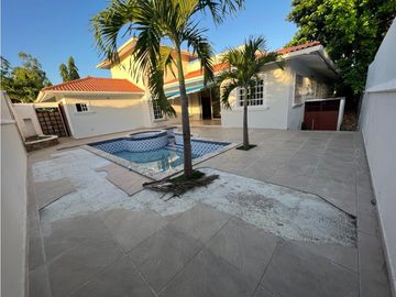 CASA DE CAMPO / HACIENDA VALLE SANTA CATALINA / 1156m2 / ESQUINA / YG