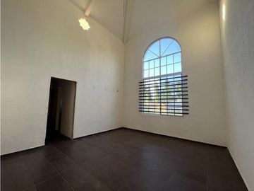 CASA DE CAMPO / HACIENDA VALLE SANTA CATALINA / 1156m2 / ESQUINA / YG