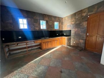 CASA DE CAMPO / HACIENDA VALLE SANTA CATALINA / 1156m2 / ESQUINA / YG