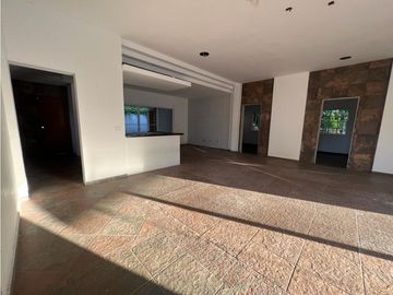 CASA DE CAMPO / HACIENDA VALLE SANTA CATALINA / 1156m2 / ESQUINA / YG