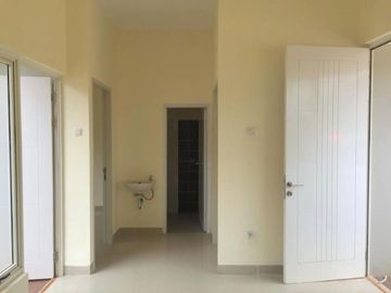 [8F43C4] Jual Rumah 2 Kamar di Serpong Garden 2, Cisauk, Tangerang
