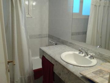 PISO - DEPARTAMENTO 5 AMBIENTES 4 BAÃOS 2 COCHERAS PLAZA MITRE