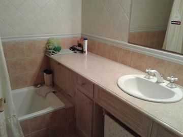 PISO - DEPARTAMENTO 5 AMBIENTES 4 BAÃOS 2 COCHERAS PLAZA MITRE