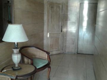PISO - DEPARTAMENTO 5 AMBIENTES 4 BAÃOS 2 COCHERAS PLAZA MITRE