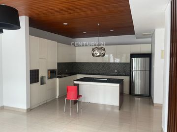 Disewakan Rumah Mewah Di Area Strategis Dekat Blok M