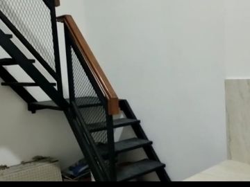 Rumah minimalis 2 lt di Beji Depok