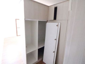 Ready to Move in House For Sale in Q.C at 21.8M PH2041
