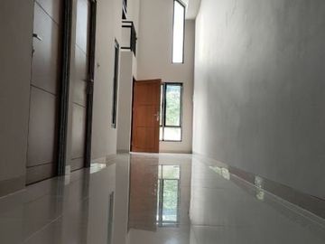 Rumah mewah murah siap huni bebas banjir free biaya di depok