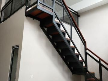 Rumah mewah murah siap huni bebas banjir free biaya di depok