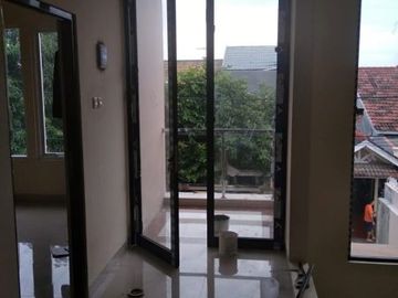 Rumah Mewah Di Bintara Bekasi