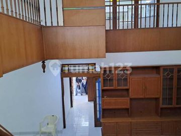 Rumah Terawat Sewa Sayap Suryalaya Bkr Bandung Nyaman
