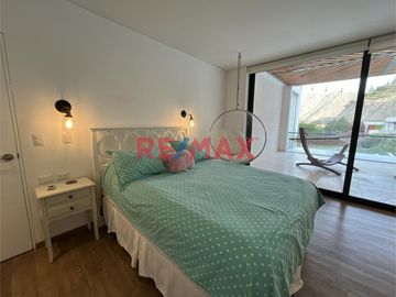 🌿 CASA DE LUJO EN CONDOMINIO LA QUEBRADA – CIENEGUILLA

💲 Precio: $2,325,000 | 🏡 Terreno: 2,492.85 m² | 🧱 Construcción: 855.73 m² | 📆 Antigüedad: 6