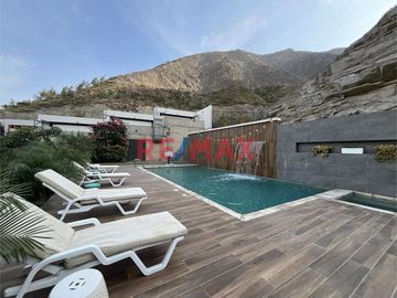 🌿 CASA DE LUJO EN CONDOMINIO LA QUEBRADA – CIENEGUILLA

💲 Precio: $2,325,000 | 🏡 Terreno: 2,492.85 m² | 🧱 Construcción: 855.73 m² | 📆 Antigüedad: 6