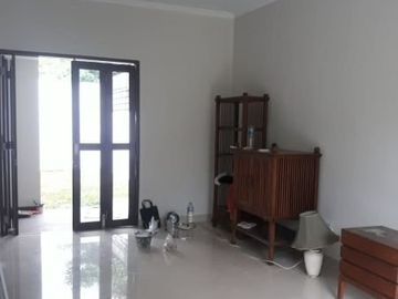 Rumah 1 lantai dalam komplek di cinere