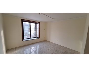 VENDO HERMOSA CASA EN NUEVA KENNEDY