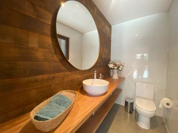 Espectacular casa en exclusivo condominio